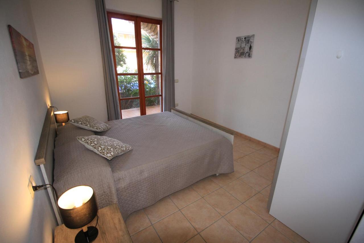 Appartamenti Villa Elisa Bosa Buitenkant foto
